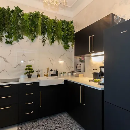 New, Stylish&spacious