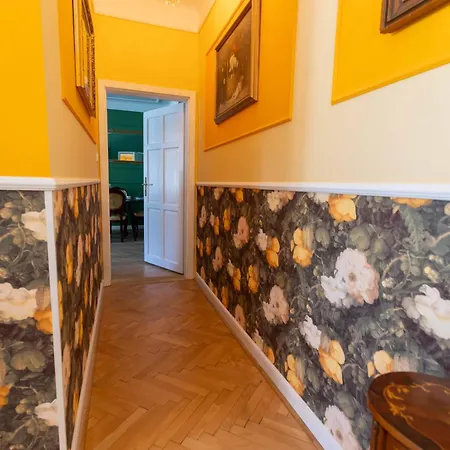 New, Stylish And Spacious Bratysława