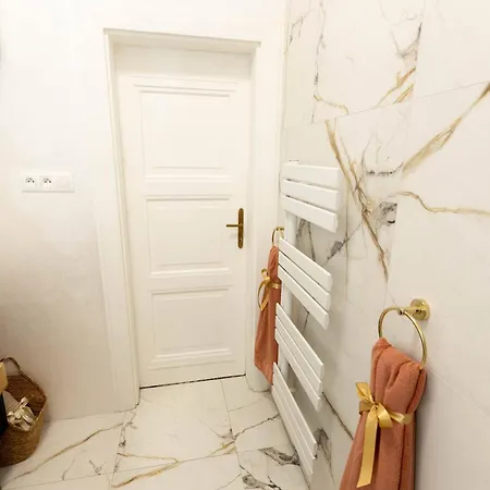 New, Stylish And Spacious Apartament *