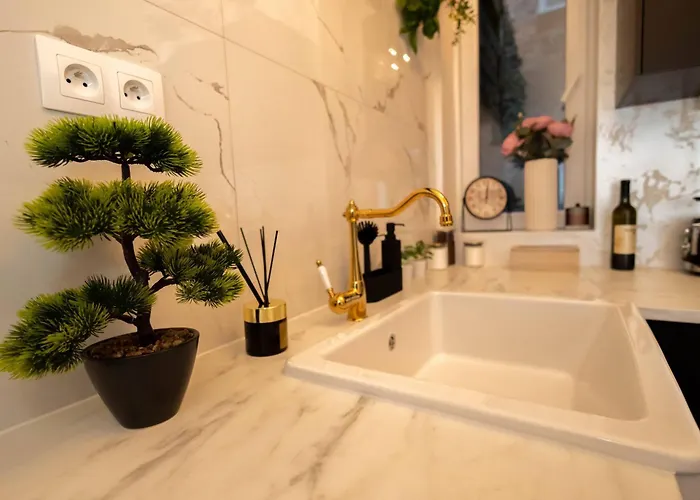 New, Stylish And Spacious Bratislava