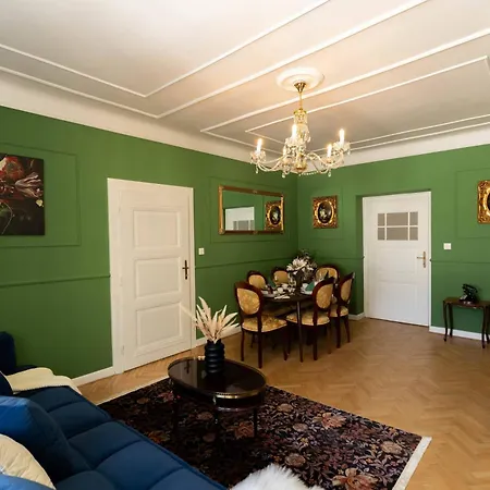 New, Stylish And Spacious Appartement *