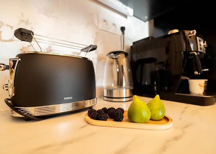 New, Stylish And Spacious *