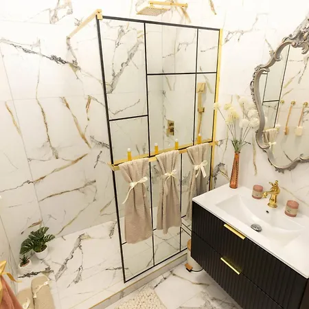 New, Stylish And Spacious Bratislava