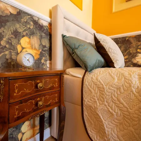 New, Stylish And Spacious *